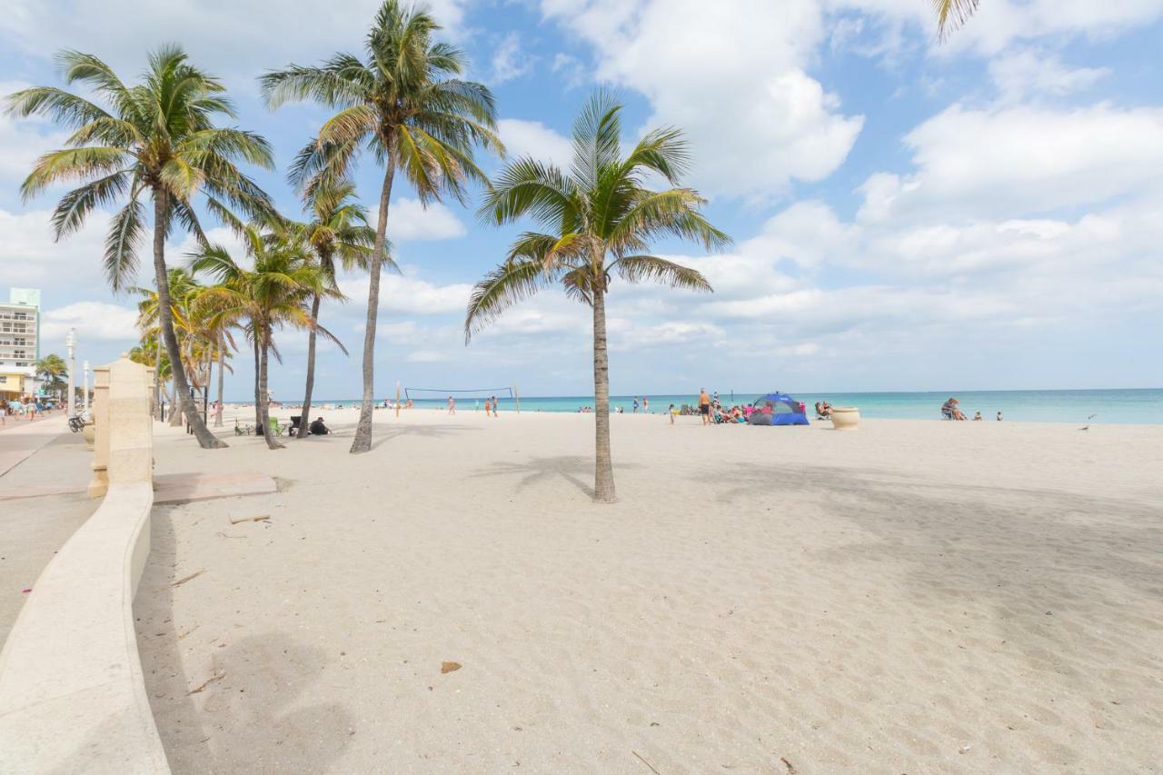 303 Ocean View Hollywood Beach Dania Beach Exterior photo